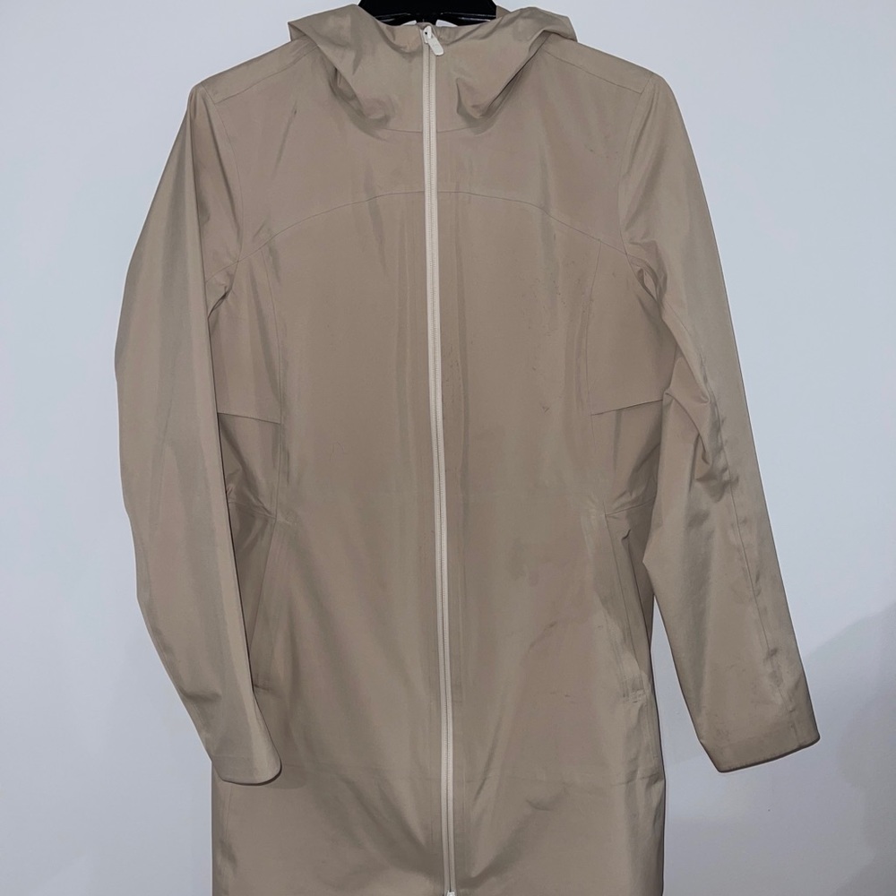 Lululemon rain jacket